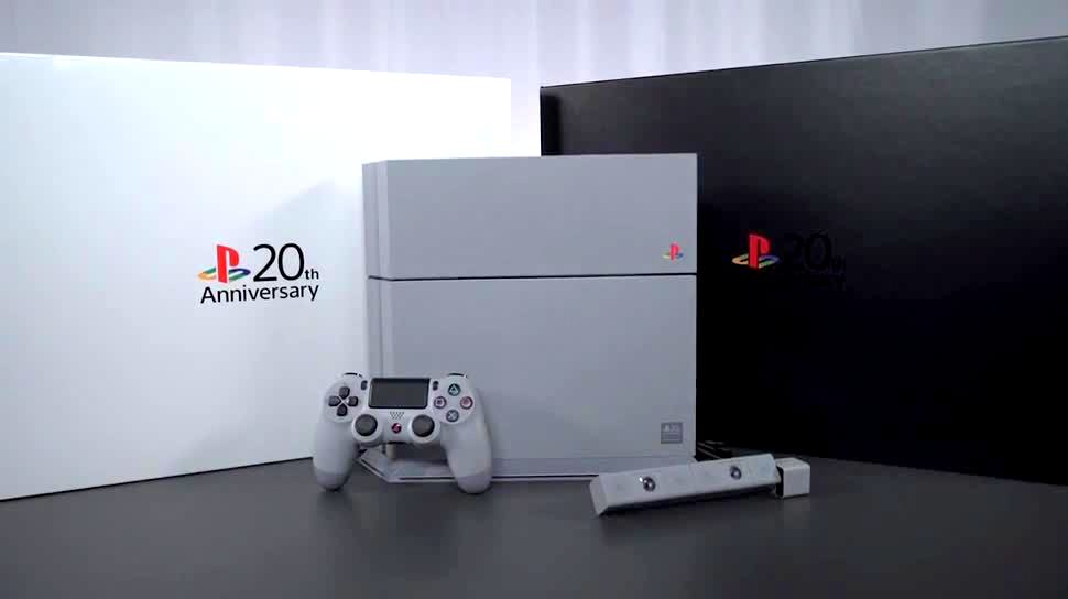 Jubileuszowe PlayStation 4 z numerem 1 wystawione na aukcji