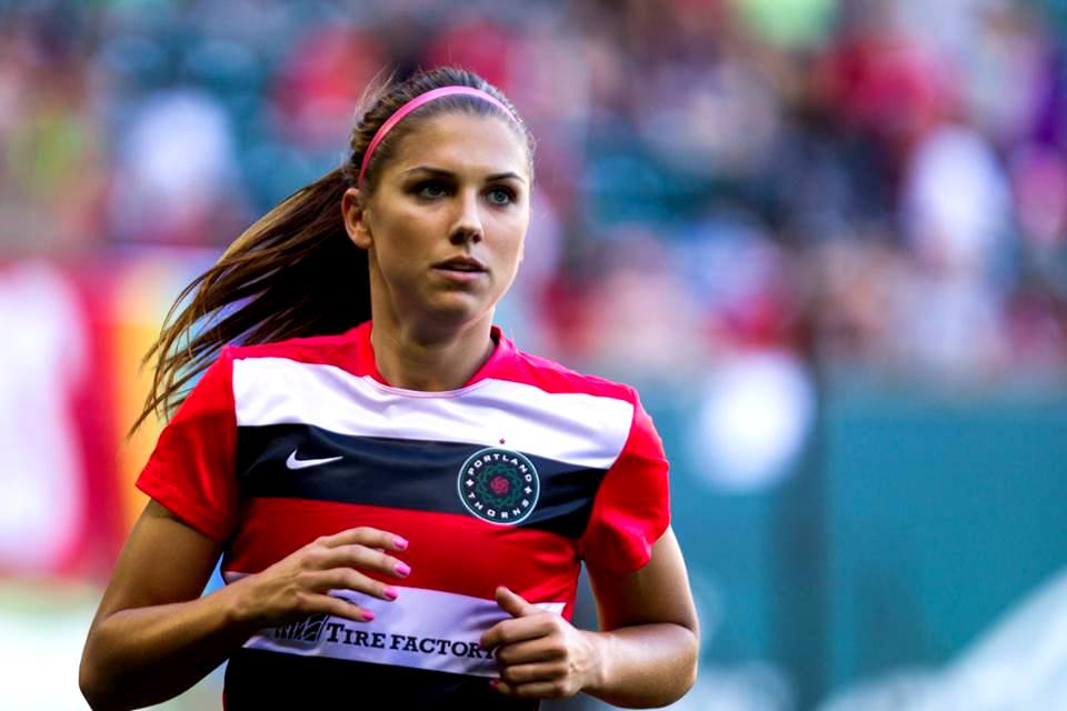 Po raz pierwszy na okładce gry FIFA pojawią się kobiety!