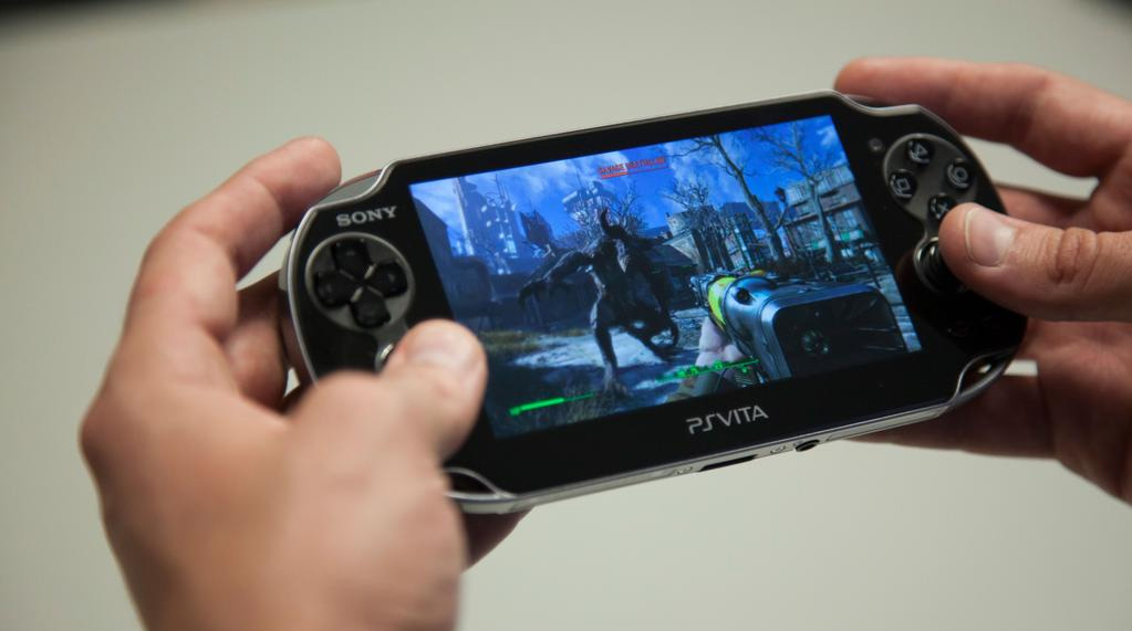 Fallout 4 da nam okazję, by zdmuchnąć kurz z przenośnej PS Vita