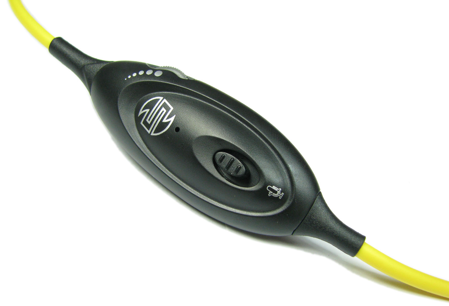 Sharkoon SharkZone H30 - pilot odbiega jakością wykonania od reszty zestawu.