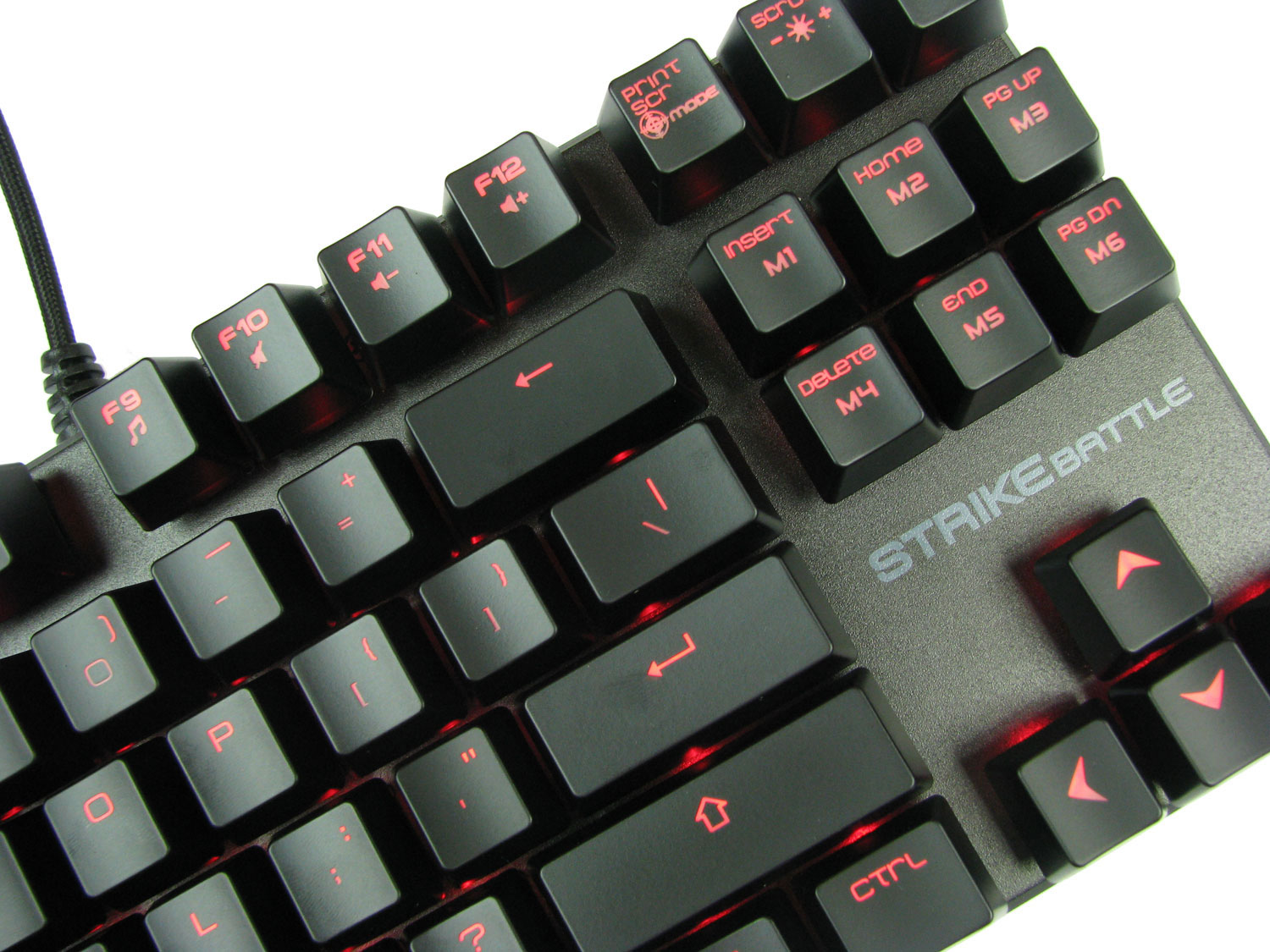 Od M1 do M6 - bardzo ważne klawisze w Ozone Strike Battle.