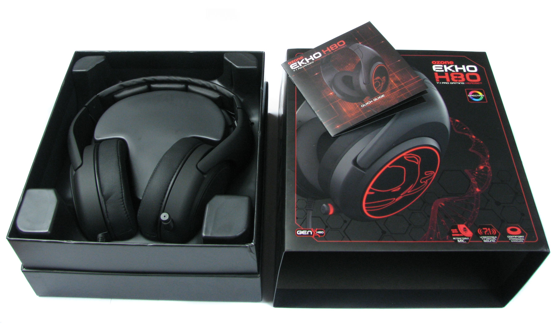Słuchawki Ozone Ekho H80 RGB tuż po otworzeniu pudełka.