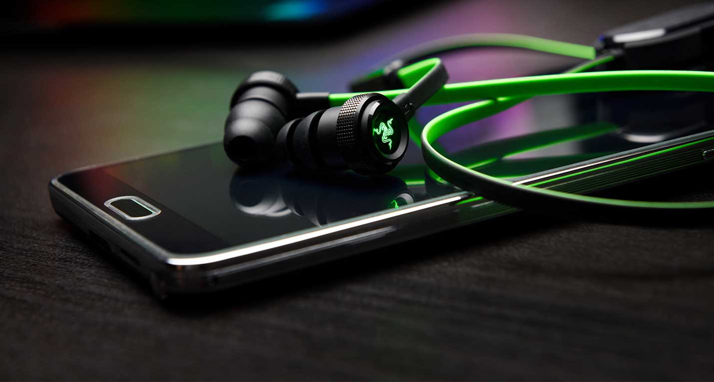Razer Hammerhead BT oraz iOS – słuchawki douszne łączące się przez bluetooth i złącze Lightning