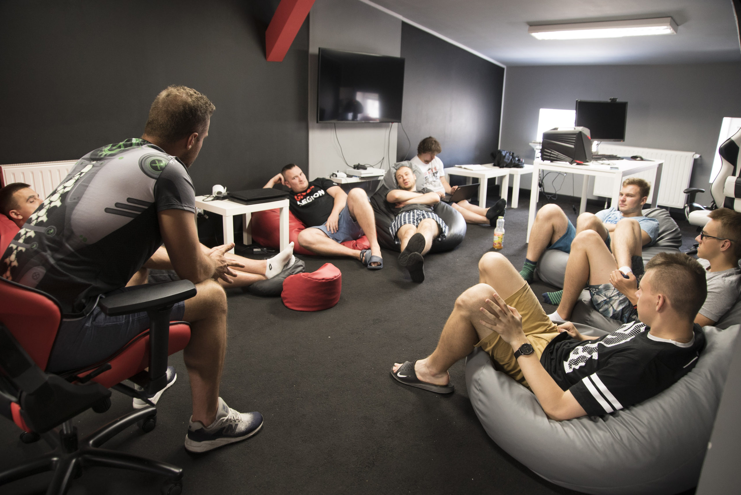 Dietetyk sportowy radzi, co powinni jeść gracze