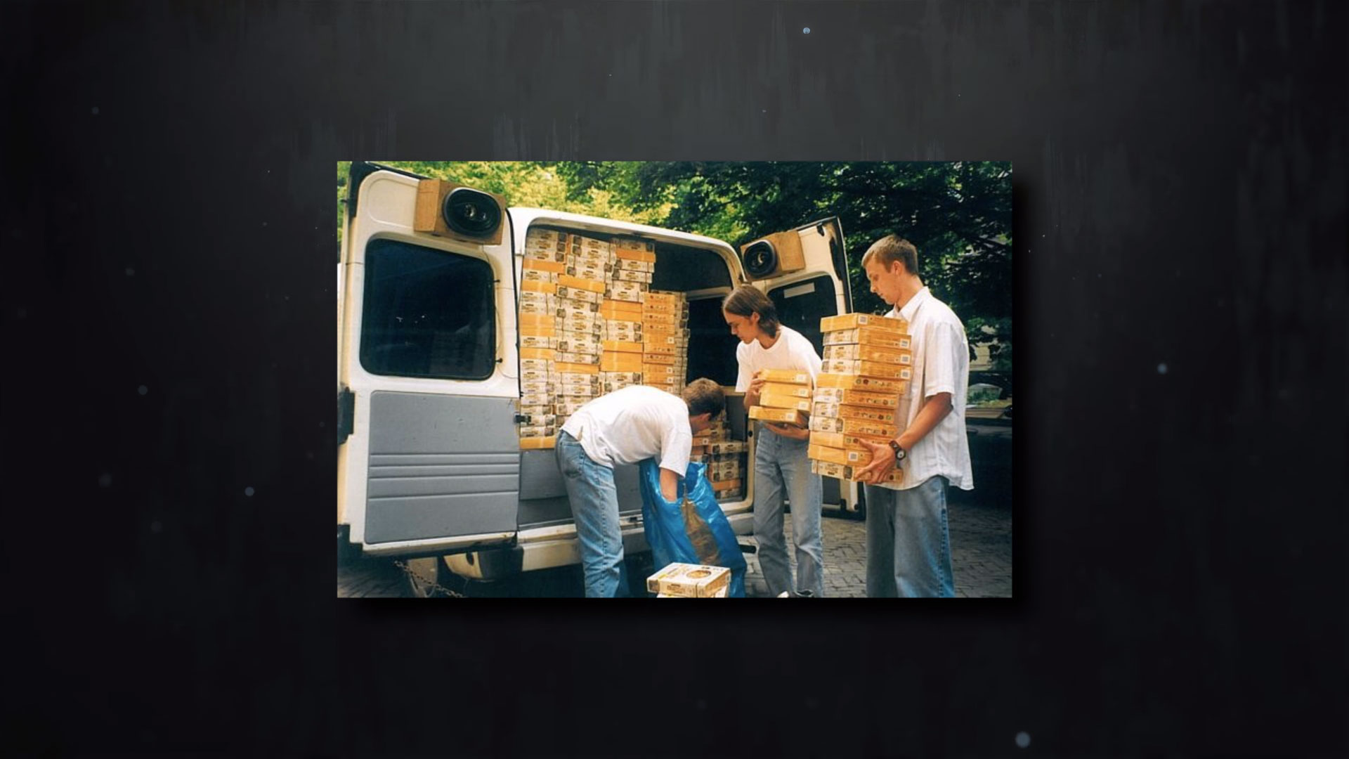 Nietypowe początki CD Projekt RED, pomysł na Wiedźmina i Gwint. Świetny materiał!