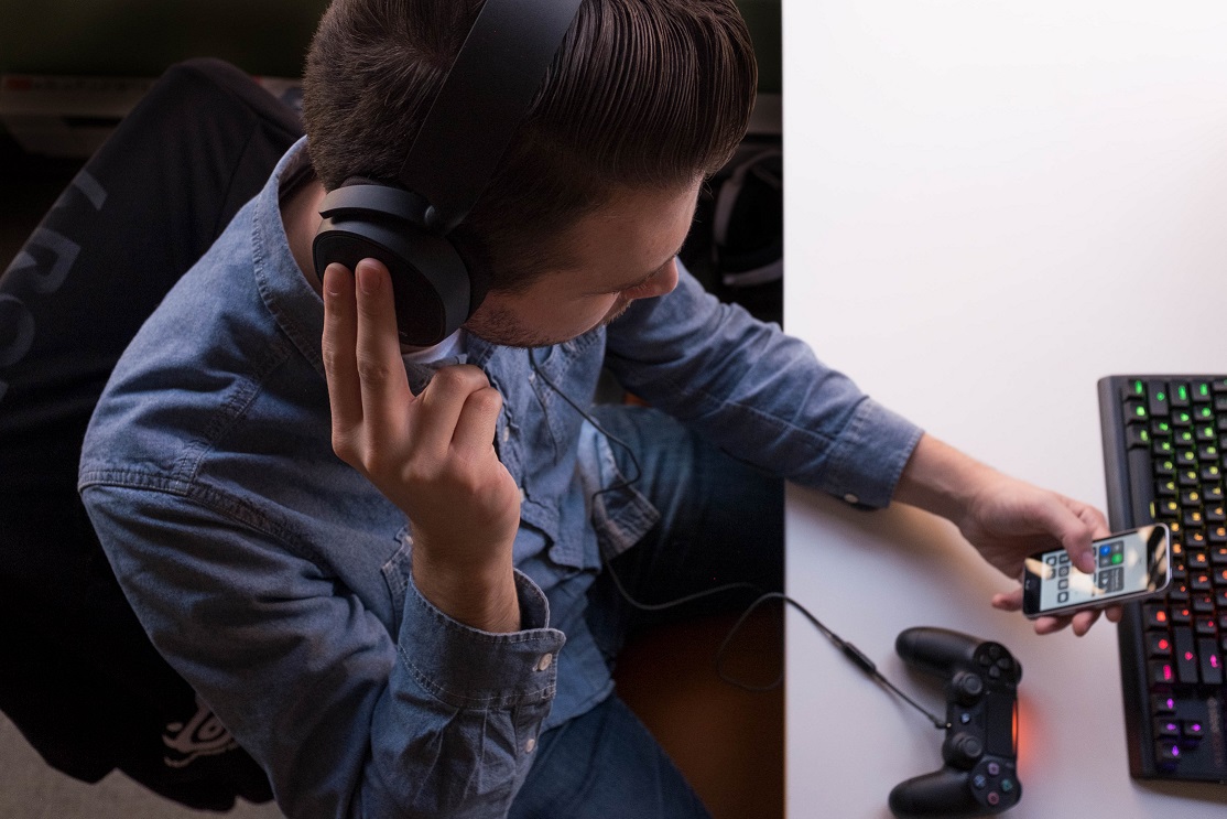 Jedyne słuchawki Bluetooth odbierające z dwóch urządzeń jednocześnie