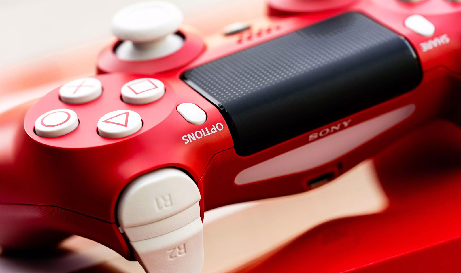 PS4 z olbrzymią sprzedażą w okresie świątecznym, a Spider-Man u milionów graczy