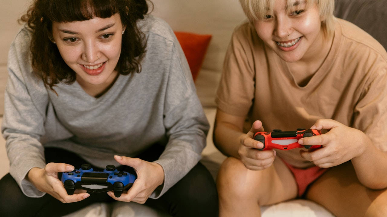 Nie uwierzycie, jaki odsetek posiadaczy PlayStation stanowią kobiety