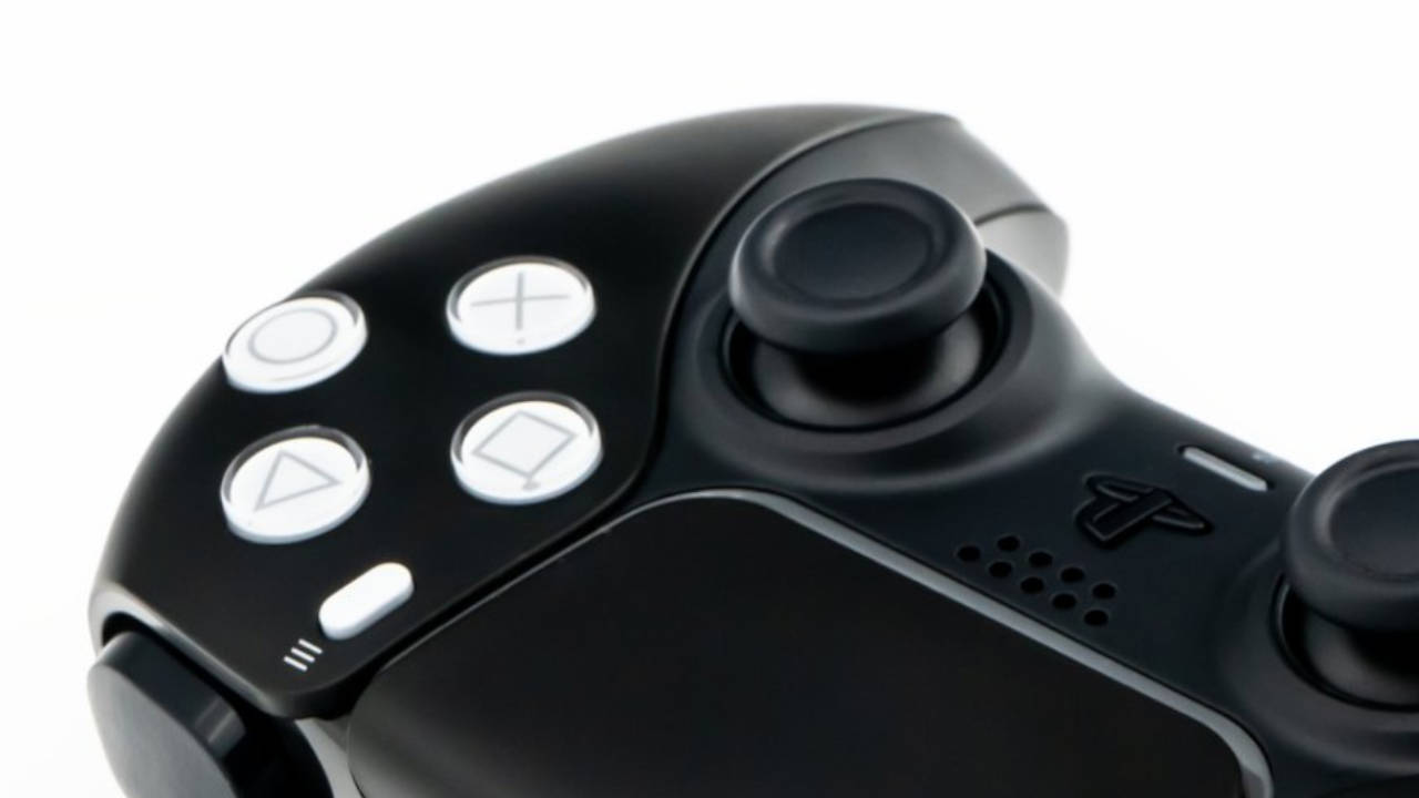 Prototyp DualSense zbliżenie