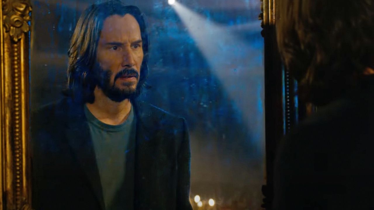 Keanu Reeves w filmie Matrix Zmartwychwstania