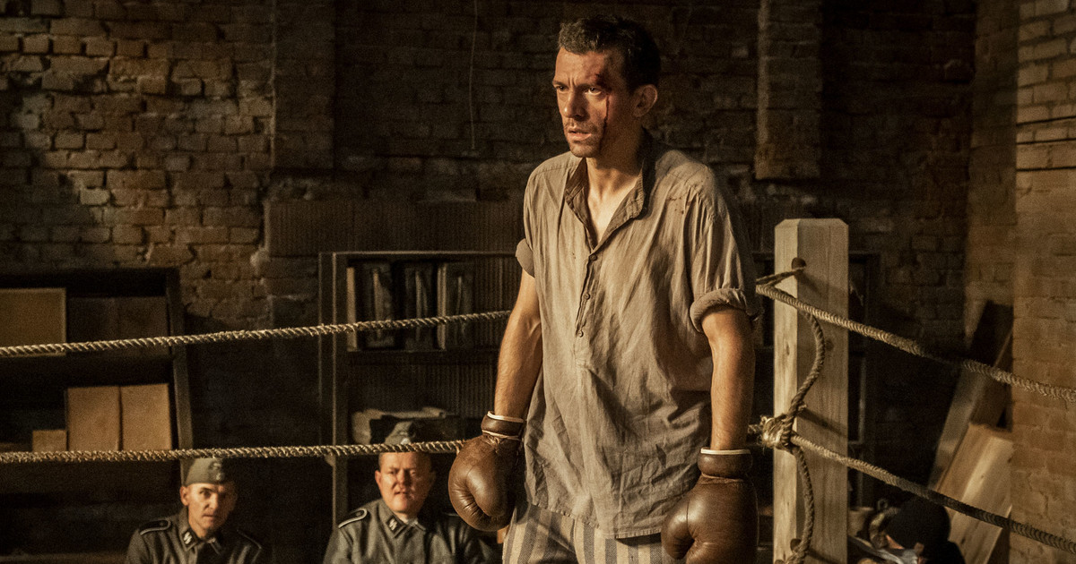 kadr z filmu Mistrz o Tadeuszu Pietrzykowskim