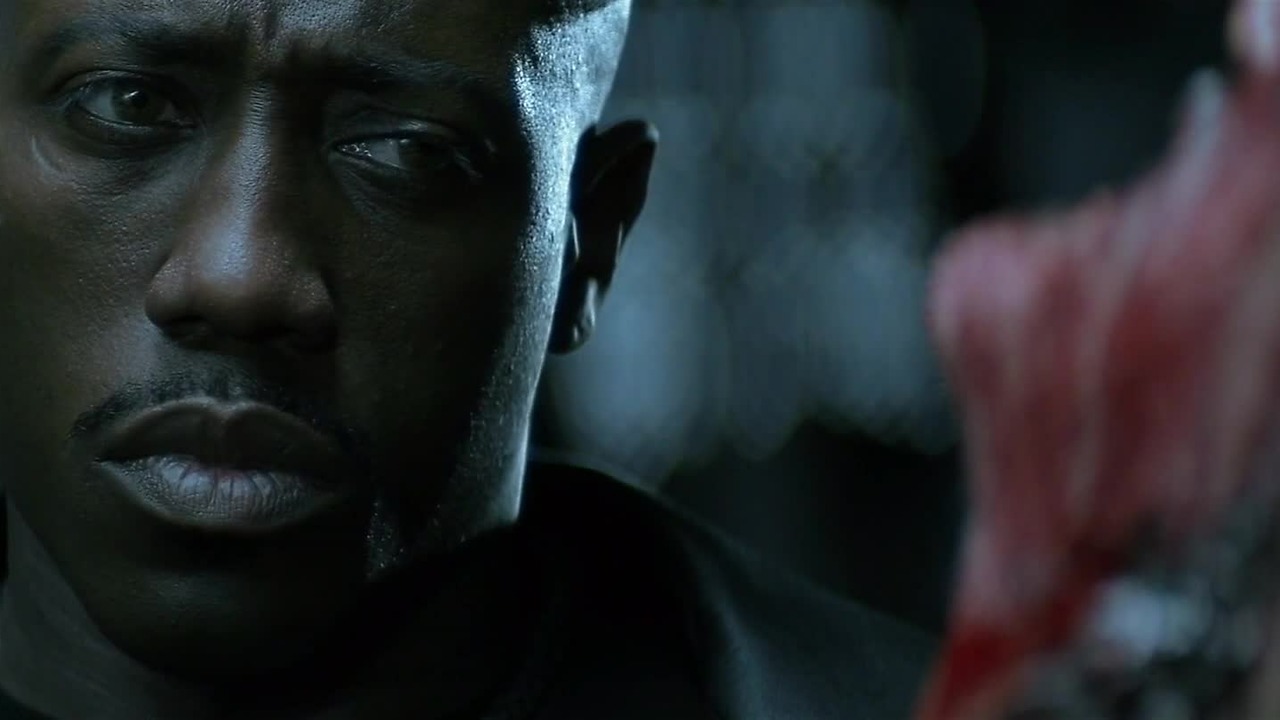 kadr z filmu Blade - Wieczny Łowca