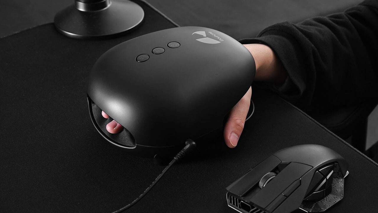 Zamiast rzucać padami – zrelaksujcie się. Japończycy przygotowali gamingowy masażer dłoni