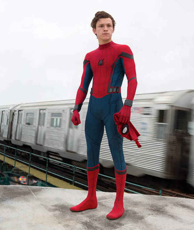 Spider-Man Homecoming - Peter Parker ze ściągniętą maską