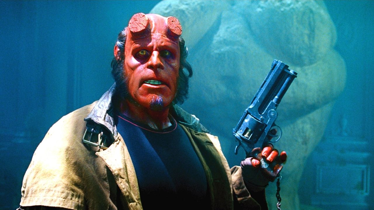 Ron Perlman w filmie Hellboy