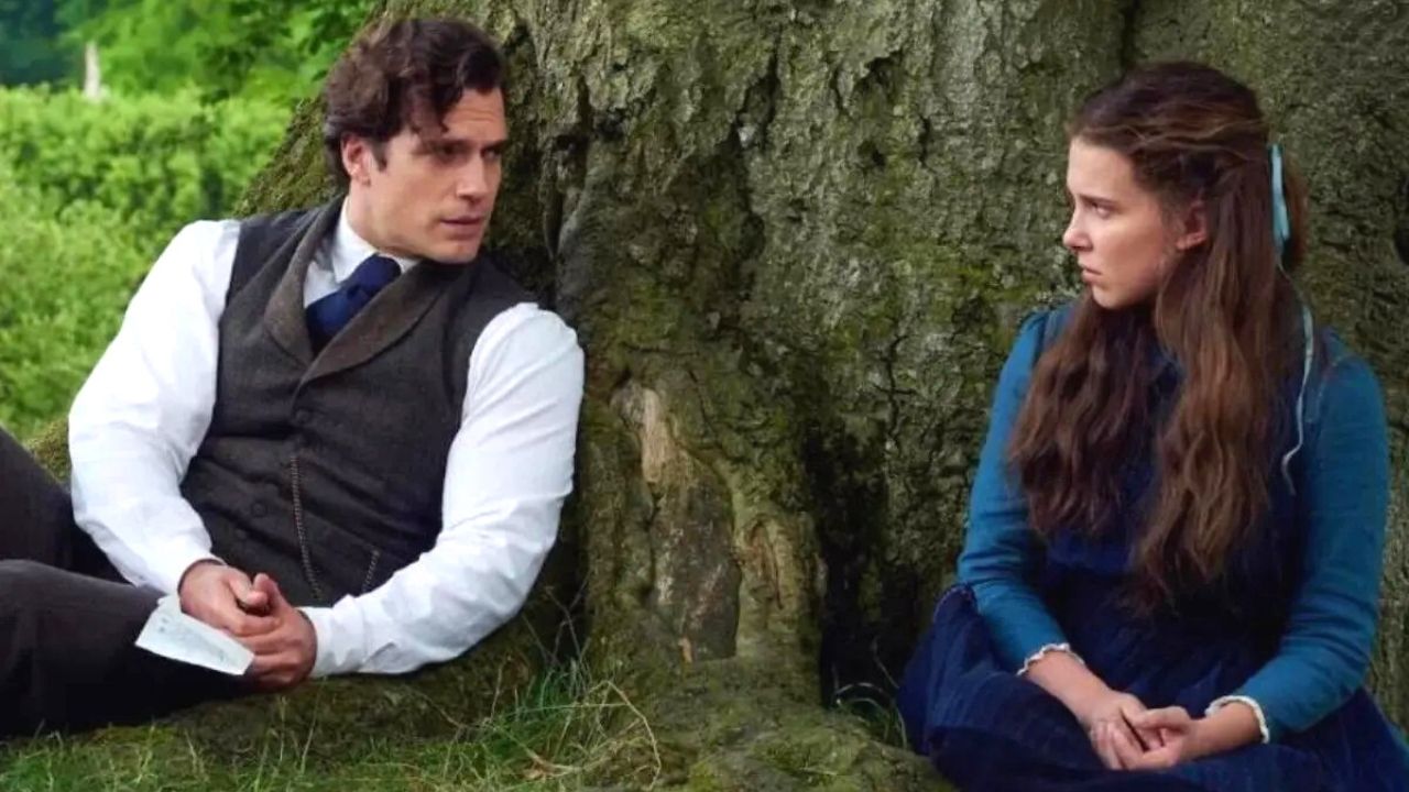 Henry Cavill i Millie Bobby Brown w filmie Enola Holmes