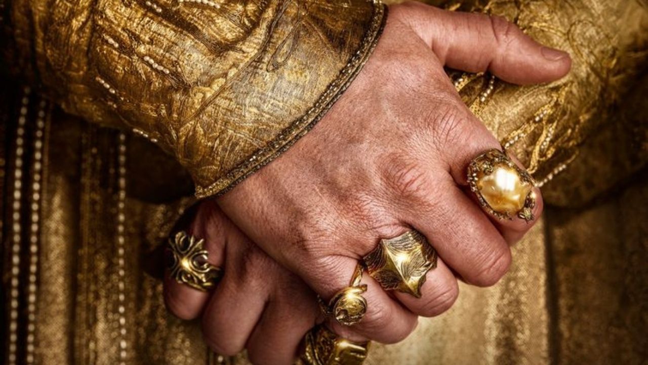 fragment plakatu serialu Władca pierścieni: Pierścienie władzy