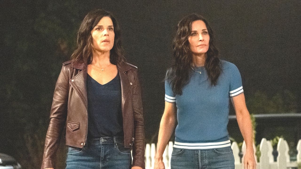Neve Campbell i Courteney Cox w filmie Krzyk 5