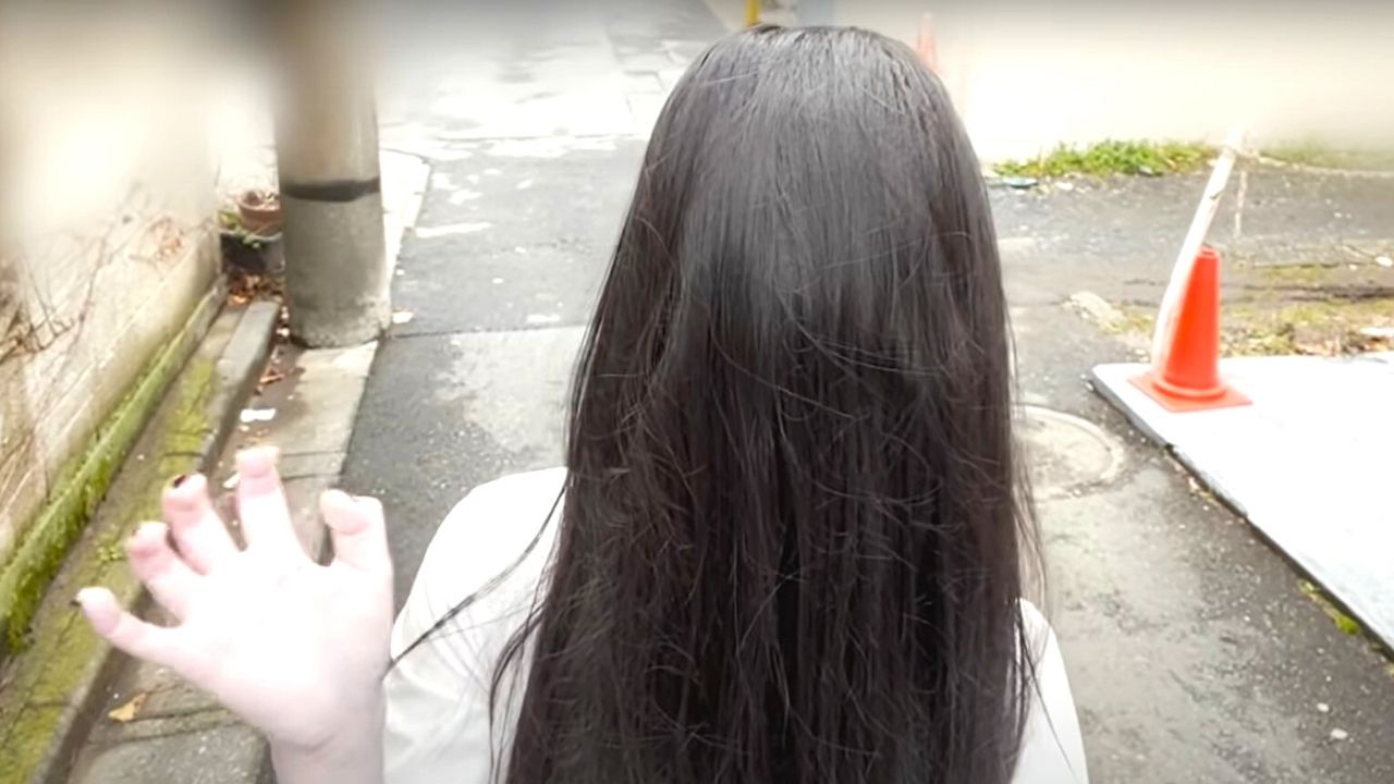 screen z YouTube Sadako, postaci z The Ring - Krąg