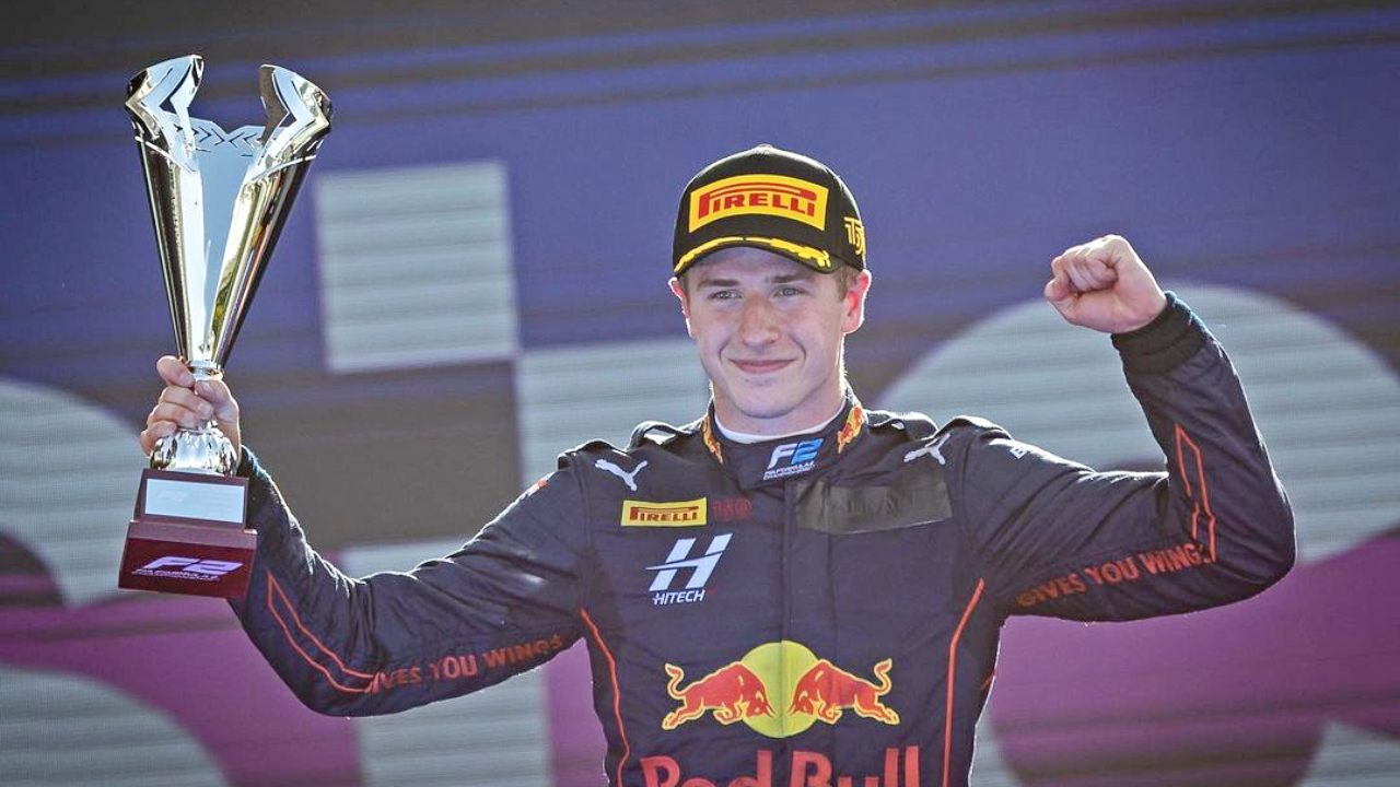 Call of Duty Warzone - zawodnik Formuły 2 zawieszony przez grę