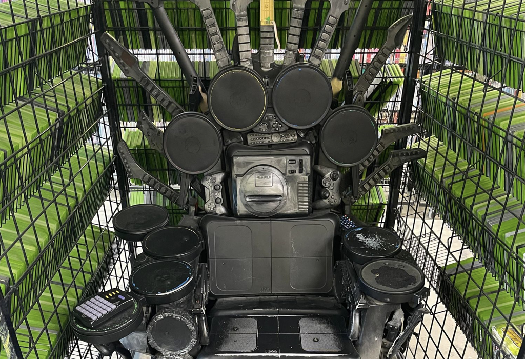 Lokalny sklep zrobił prawdziwy tron dla gracza. Czego tam nie ma!