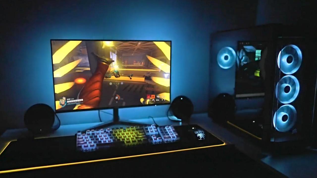 Overwatch 2 - fan stworzył fenomenalny setup swojego PC