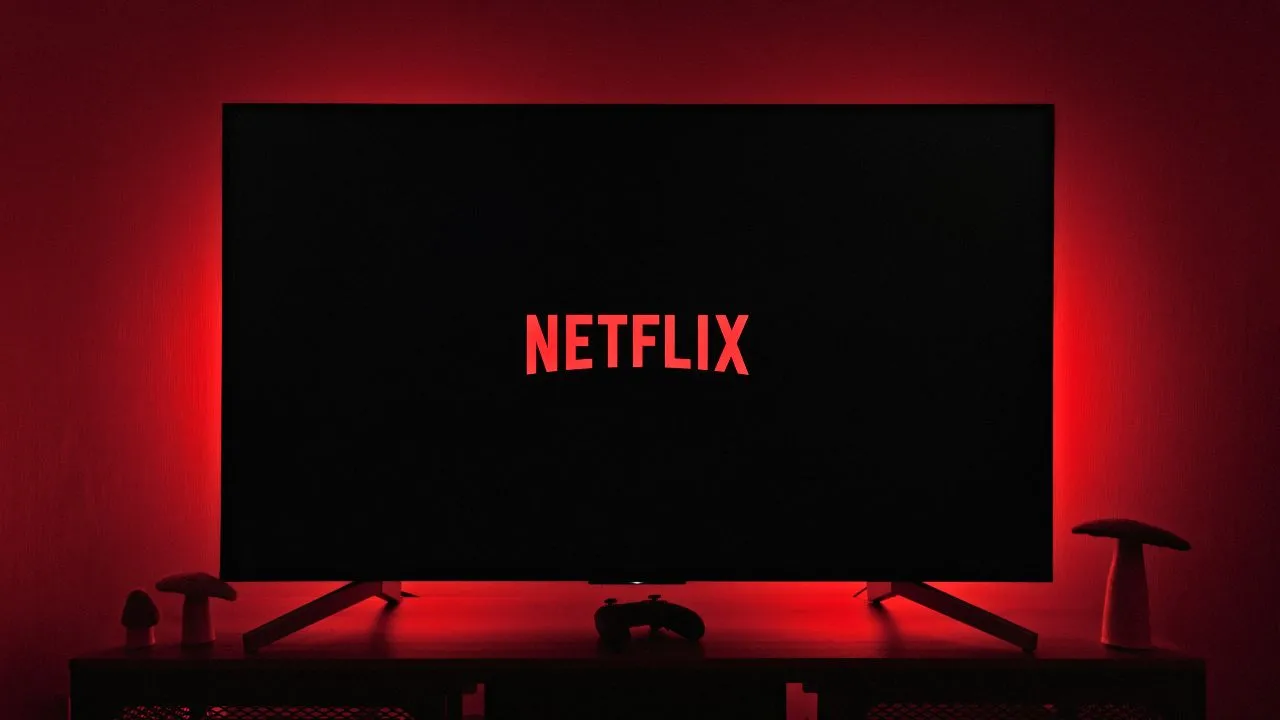 Netflix i trylogia Naga Broń. Już dostępne | Newsy - PlanetaGracza