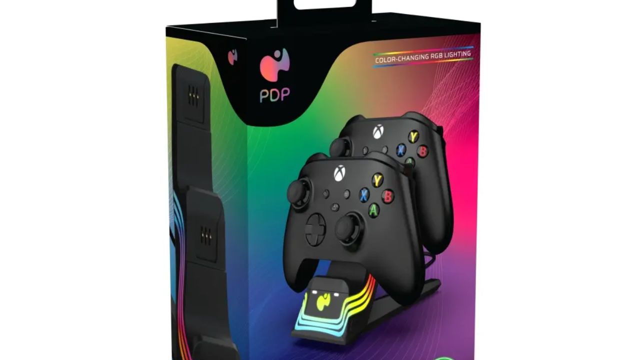 Podwójna ładowarka do padów Xbox taniej w RTV Euro AGD