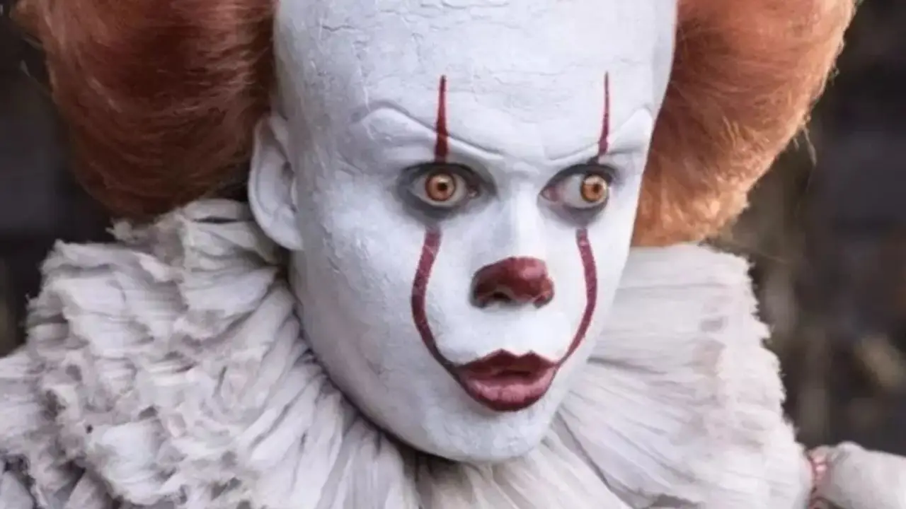 TO: Witajcie w Derry z datą premiery. Pennywise powróci w halloweenowym serialu HBO