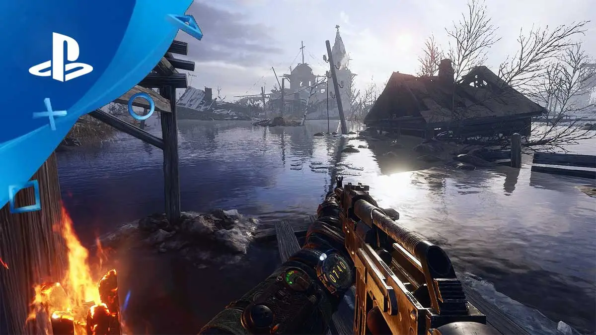 Screen z gry Metro Exodus na PS5, przedstawiający piekny widok na zalaną wioskę , ręce bohatera z bronią i logo PlayStation w rogu screena.